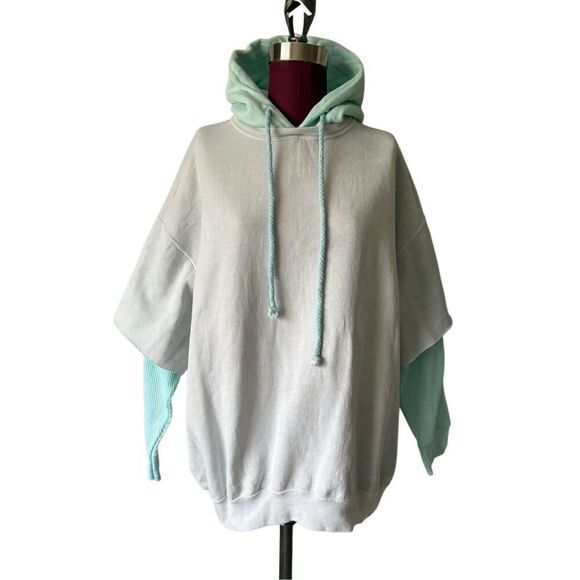 Free People x Tricia Fix Colorblock Tie Dye Sweatshirt size M Gray Blue - Picture 1 of 7